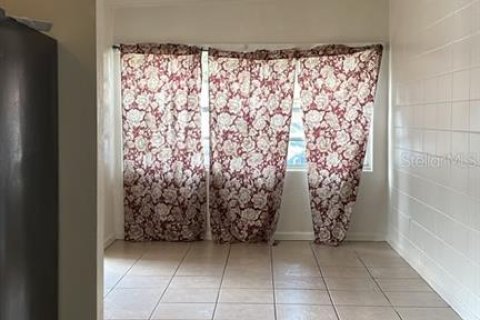 Appartement à louer à Orlando, Floride: 2 chambres, 151.06 m2 № 2324545 - photo 7
