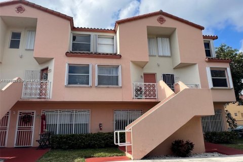 Condo in Miami, Florida, 3 bedrooms  № 1849297 - photo 4