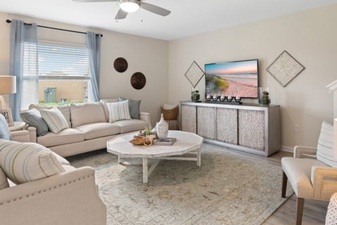 Adosado en venta en Edgewater, Florida, 4 dormitorios, 240 m2 № 33886 - foto 1