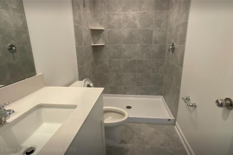Villa ou maison à vendre à Haines City, Floride: 4 chambres, 195.93 m2 № 1774930 - photo 13