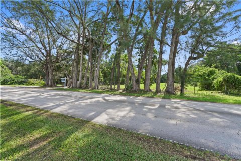 Terreno en venta en Miami, Florida № 1864192 - foto 24