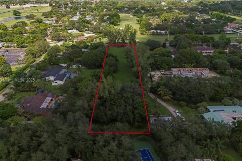 Terreno en venta en Miami, Florida № 1864192 - foto 11