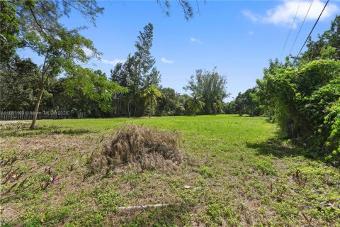 Terreno en venta en Miami, Florida № 1864192 - foto 4