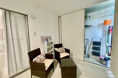 Condominio en venta en Deerfield Beach, Florida, 1 dormitorio, 66.98 m2 № 1981930 - foto 27