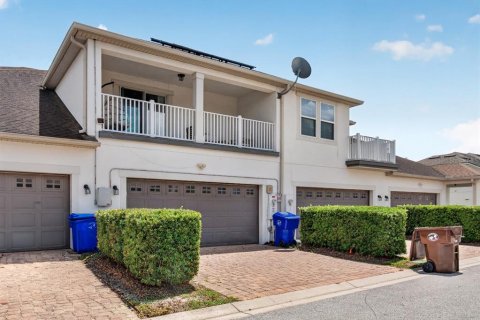 Townhouse in Kissimmee, Florida 3 bedrooms, 141.95 sq.m. № 2214223 - photo 3
