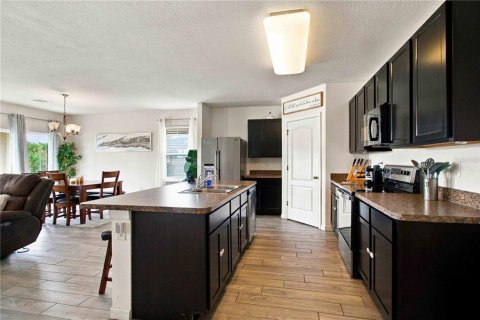 House in Bradenton, Florida 3 bedrooms, 151.06 sq.m. № 2391234 - photo 18