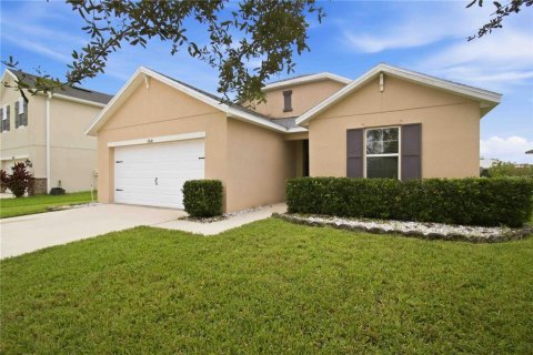 House in Bradenton, Florida 3 bedrooms, 151.06 sq.m. № 2391234 - photo 3
