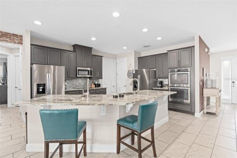 House in Kissimmee, Florida 11 bedrooms, 510.59 sq.m. № 1046851 - photo 8