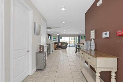 House in Kissimmee, Florida 11 bedrooms, 510.59 sq.m. № 1046851 - photo 2