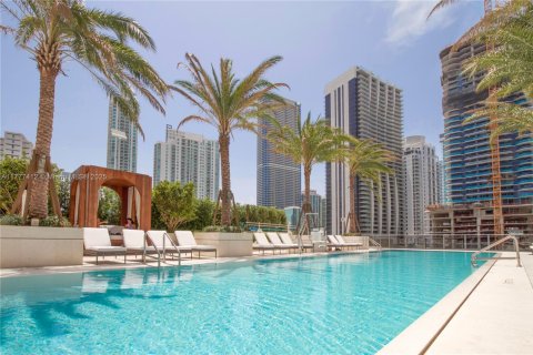 Condo in Miami, Florida, 2 bedrooms  № 1868350 - photo 2