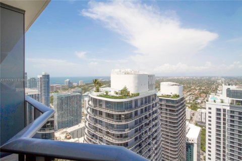 Condo in Miami, Florida, 2 bedrooms  № 1868350 - photo 8