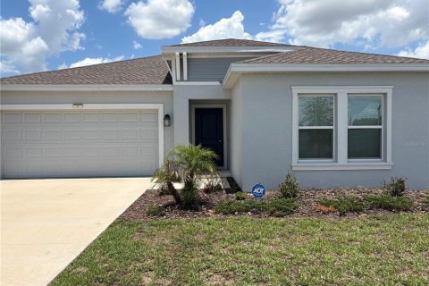 House in Lake Wales, Florida 4 bedrooms, 179.77 sq.m. № 2228199 - photo 2