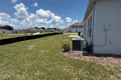 House in Lake Wales, Florida 4 bedrooms, 179.77 sq.m. № 2228199 - photo 23