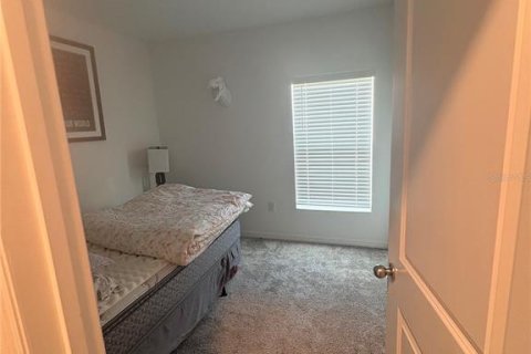 House in Lake Wales, Florida 4 bedrooms, 179.77 sq.m. № 2228199 - photo 7