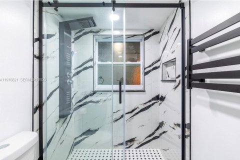 Condo in Margate, Florida, 1 bedroom  № 2043253 - photo 12