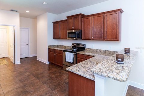 Villa ou maison à vendre à Tampa, Floride: 4 chambres, 232.26 m2 № 2427409 - photo 6