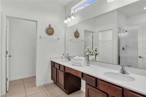 Villa ou maison à vendre à Kissimmee, Floride: 10 chambres, 397.16 m2 № 2101264 - photo 29
