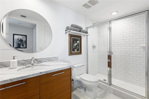 Снять в аренду кондоминиум в Майами, Флорида 2 спальни, 116.69м2, № 1968263 - фото 16