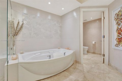 Condo in Aventura, Florida, 3 bedrooms  № 1452251 - photo 29
