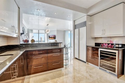 Condo in Aventura, Florida, 3 bedrooms  № 1452251 - photo 8