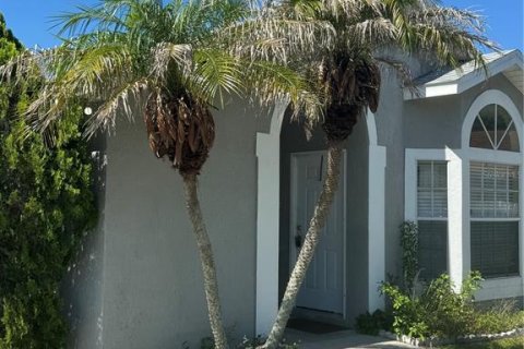 House in Kissimmee, Florida 3 bedrooms, 102.84 sq.m. № 2196732 - photo 3