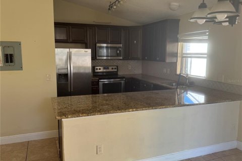 House in Kissimmee, Florida 3 bedrooms, 102.84 sq.m. № 2196732 - photo 6