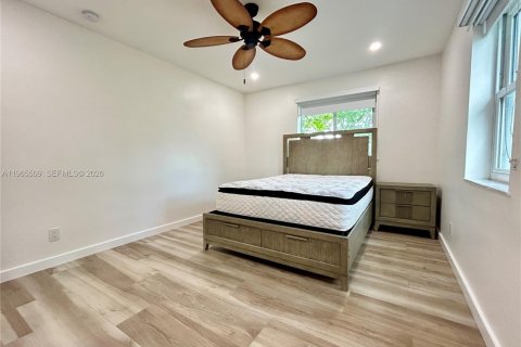 Villa ou maison à louer à Dania Beach, Floride: 2 chambres, 97.36 m2 № 2031201 - photo 10