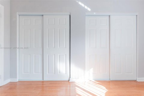 Touwnhouse à vendre à Hallandale Beach, Floride: 3 chambres, 151.99 m2 № 1991554 - photo 22