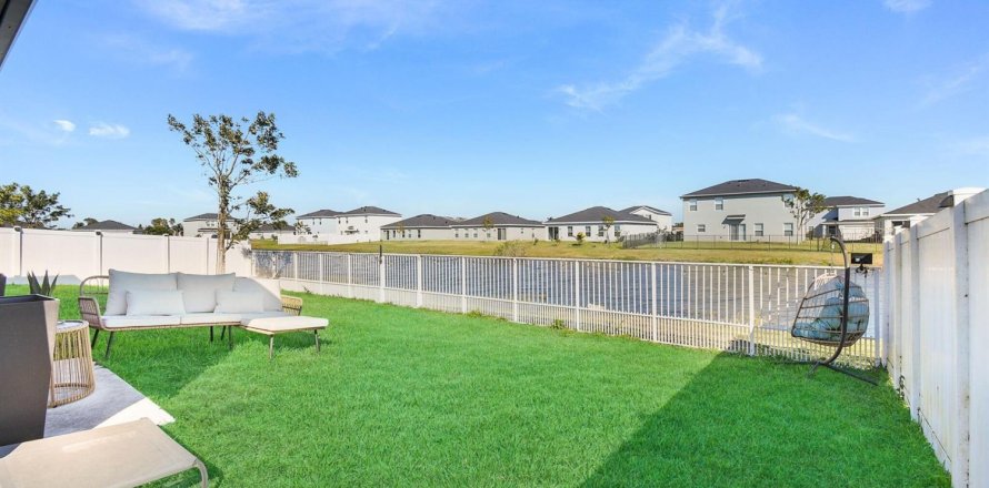 Villa ou maison à Belle Glade, Floride 4 chambres, 160.63 m2 № 2271743