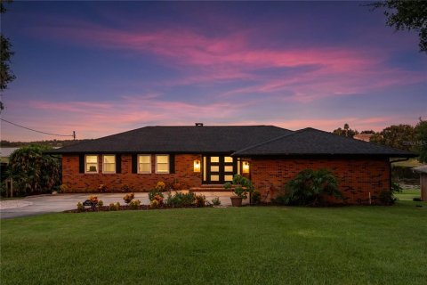 Casa en venta en Winter Garden, Florida, 4 dormitorios, 298.49 m2 № 1903172 - foto 1