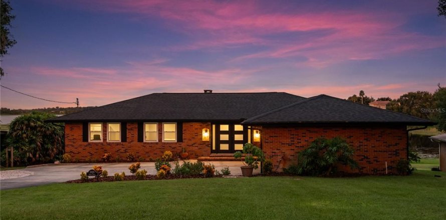 Casa en Winter Garden, Florida 4 dormitorios, 298.49 m2 № 1903172