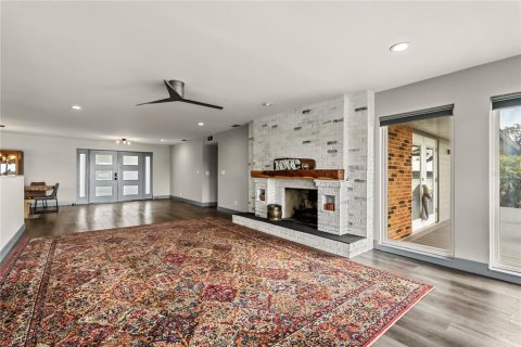 House in Winter Garden, Florida 4 bedrooms, 298.49 sq.m. № 1903172 - photo 6