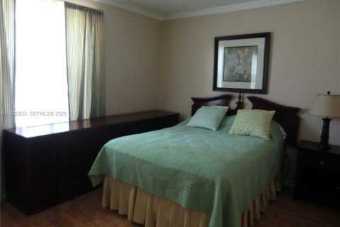 Villa ou maison à louer à Pembroke Pines, Floride: 4 chambres, 147.71 m2 № 2055786 - photo 17