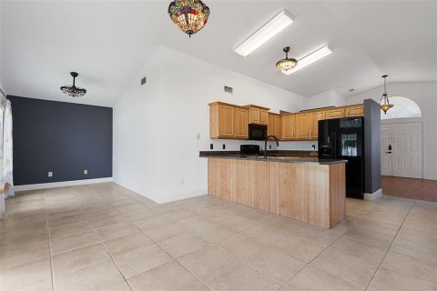 Villa ou maison à louer à Palm Coast, Floride: 3 chambres, 140.56 m2 № 2155854 - photo 12