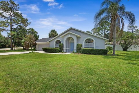 Villa ou maison à louer à Palm Coast, Floride: 3 chambres, 140.56 m2 № 2155854 - photo 2