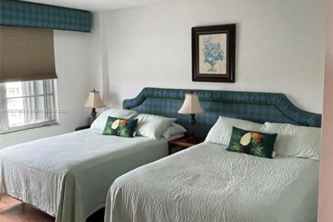 Купить кондоминиум в Майами-Бич, Флорида 2 спальни, 126.35м2, № 1935383 - фото 15