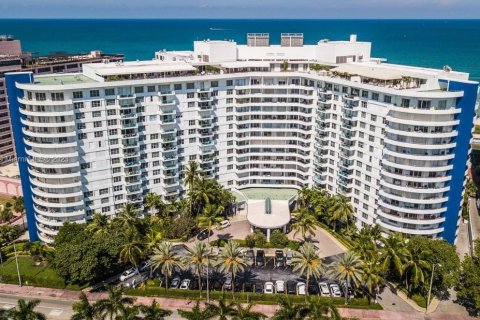 Купить кондоминиум в Майами-Бич, Флорида 2 спальни, 126.35м2, № 1935383 - фото 28