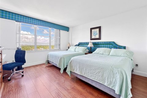 Купить кондоминиум в Майами-Бич, Флорида 2 спальни, 126.35м2, № 1935383 - фото 10