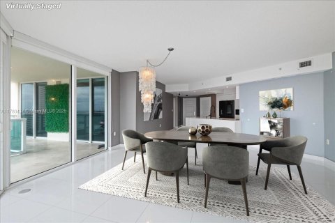 Condo in Sunny Isles Beach, Florida, 3 bedrooms  № 1697893 - photo 3