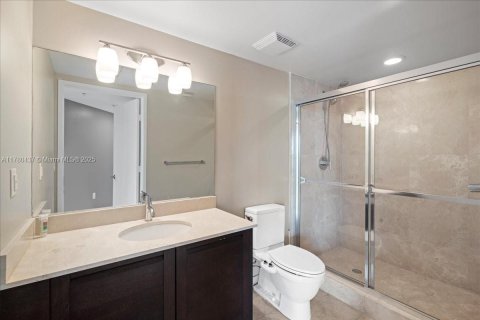 Condo in Sunny Isles Beach, Florida, 3 bedrooms  № 1697893 - photo 16