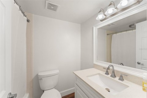 Condominio en venta en Orlando, Florida, 2 dormitorios, 116.13 m2 № 1876810 - foto 15