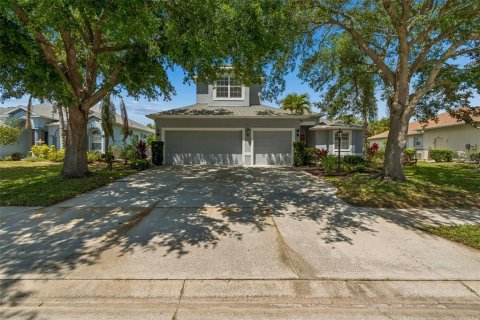 Villa ou maison à vendre à Bradenton, Floride: 5 chambres, 248.33 m2 № 2093169 - photo 4