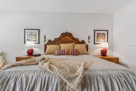 Villa ou maison à vendre à Bradenton, Floride: 5 chambres, 248.33 m2 № 2093169 - photo 24