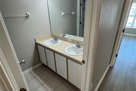 Купить таунхаус в Ривервью, Флорида 3 комнаты, 145.39м2, № 2101900 - фото 21