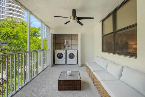 Condominio en venta en Aventura, Florida, 2 dormitorios, 120.12 m2 № 2066421 - foto 20