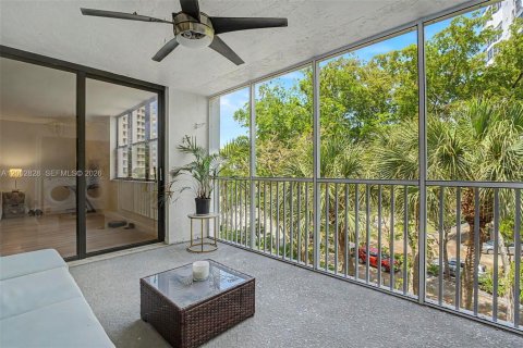 Condominio en venta en Aventura, Florida, 2 dormitorios, 120.12 m2 № 2066421 - foto 22