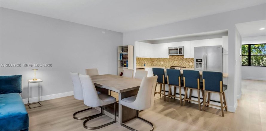 Condominio en Aventura, Florida, 2 dormitorios  № 2066421