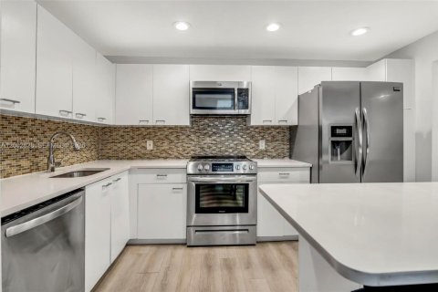 Condominio en venta en Aventura, Florida, 2 dormitorios, 120.12 m2 № 2066421 - foto 6