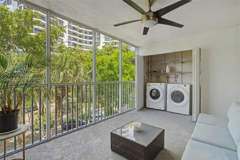 Condominio en venta en Aventura, Florida, 2 dormitorios, 120.12 m2 № 2066421 - foto 21