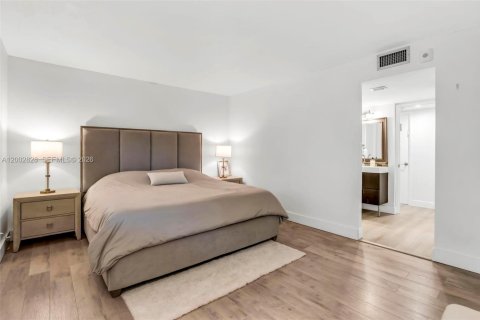 Condominio en venta en Aventura, Florida, 2 dormitorios, 120.12 m2 № 2066421 - foto 10